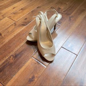 Bandalino Peep Toe Sling Back Buckle Heel Shoe Taupe Size 7-1/2